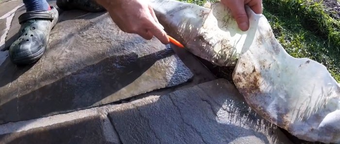 Een redelijk goedkope manier om een ​​tuinpad te maken zonder beton