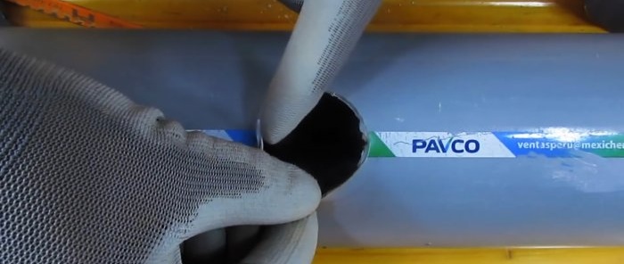 Kaip suklijuoti ploną PVC vamzdį į didelį be trišakio