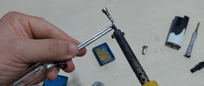 Hur man gör en lödlampa från en vanlig tändare