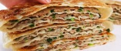 No oven and no yeast. Multilayer meat envelopes made from flour and minced meat, juicier than chebureks