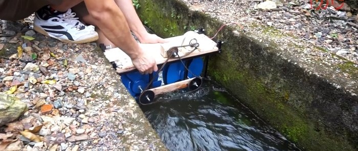 How to make a mini hydroelectric power station with 2 propellers