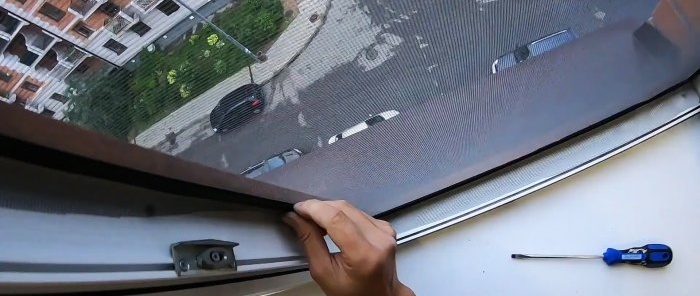 Hogyan készítsünk ablakkeret nélküli szúnyoghálót töredék áron