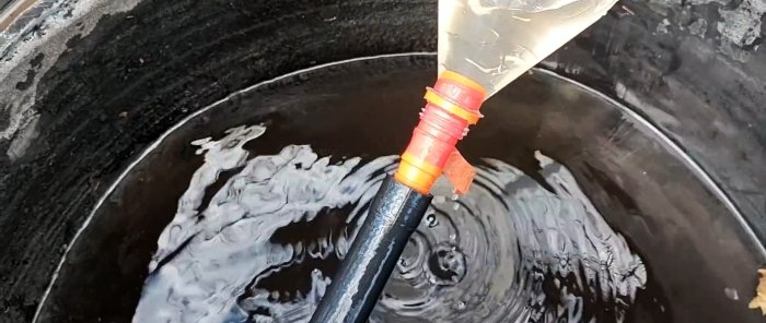 Life hack for gartnere Vanding fra en tønde uden pumpe