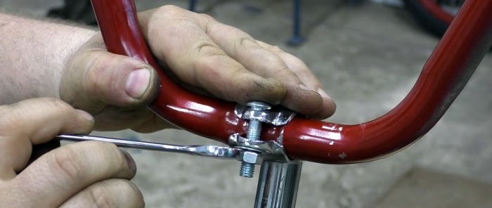 Skuter motor diperbuat daripada basikal dan enjin pemotong