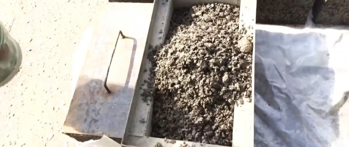 Cách làm khối ấm từ bê tông mùn cưa