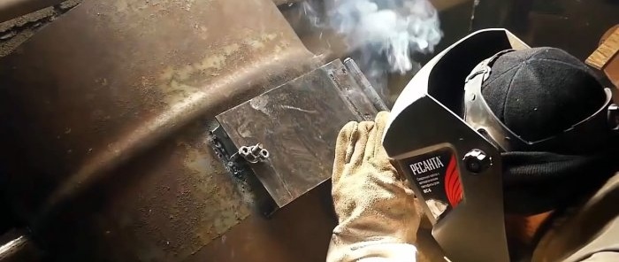 Come realizzare una stufa a combustione lunga con rottami metallici
