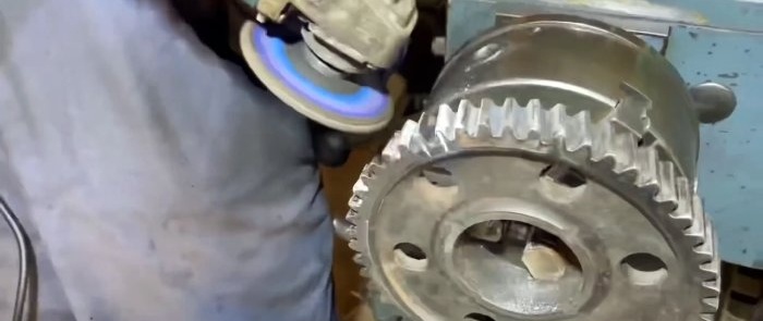 Hur man reparerar ett kugghjul med trasiga tänder