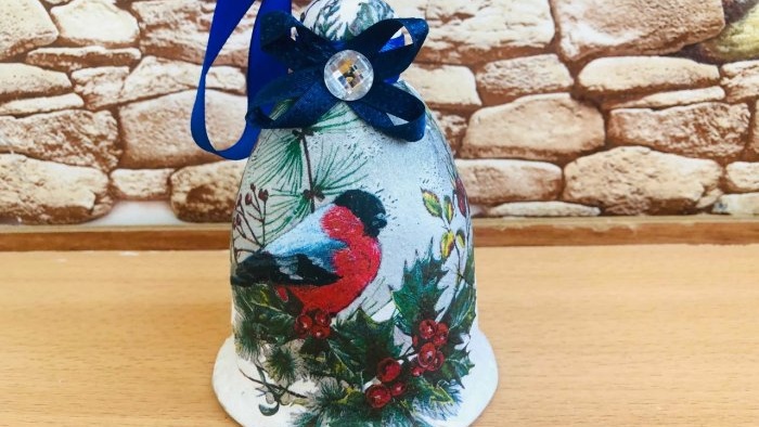 How to make a Christmas tree toy Bell from paper
