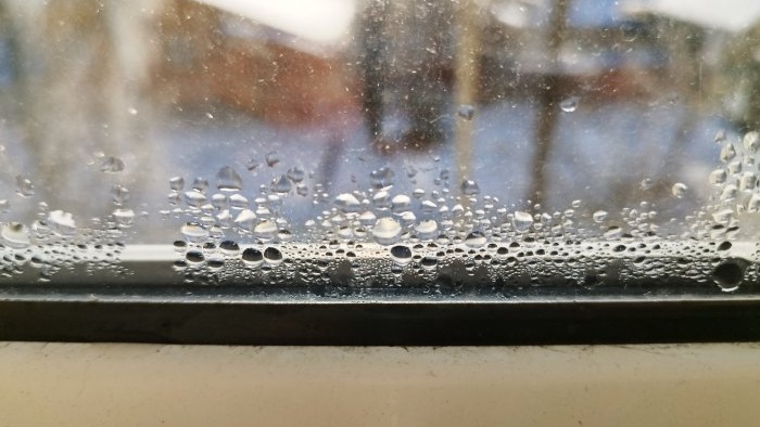 Hogyan lehet megszabadulni a párás ablakoktól télen