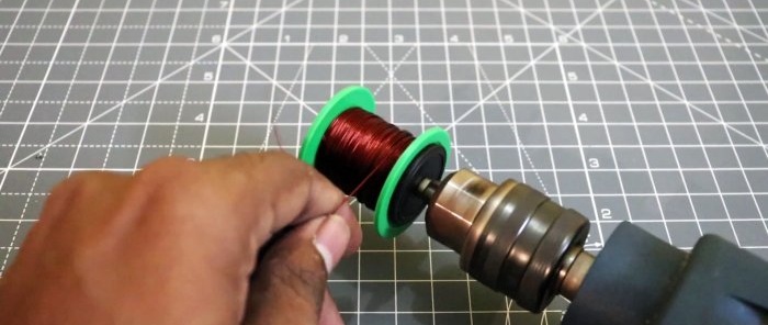 Kako napraviti vječnu svjetiljku bez baterija