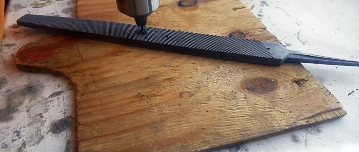Como fazer um furo de pequeno diâmetro em aço temperado