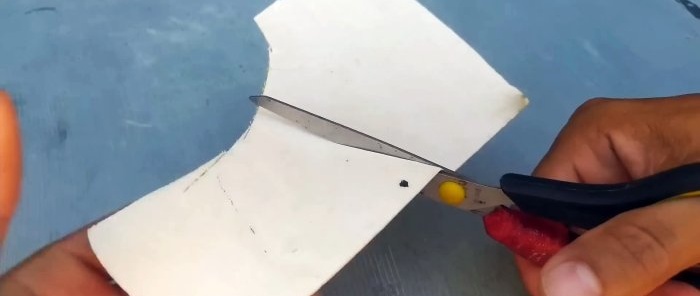 How to repair a broken scissor handle