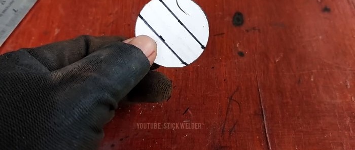 Kā perfekti sagriezt cauruli taisnā leņķī