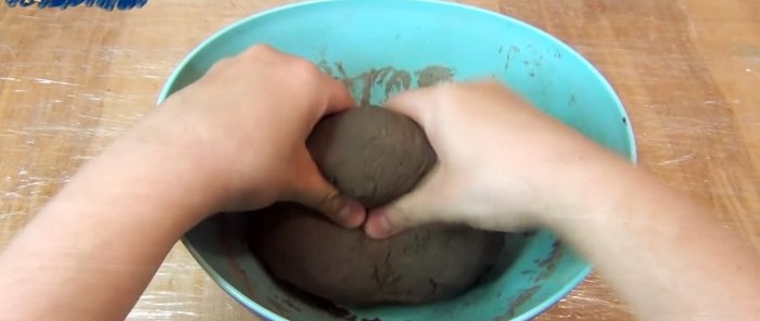 Come realizzare l'argilla autoindurente per l'artigianato domestico