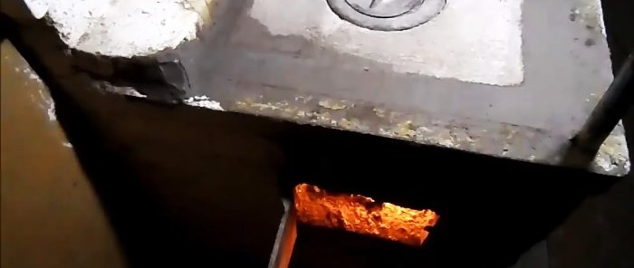 Kaip pagaminti ugniai atsparų skiedinį iš medžio pelenų