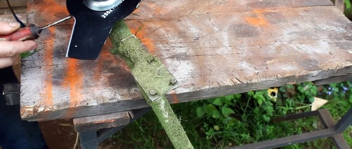 Vedlegg for å klippe høyt gress med trimmer