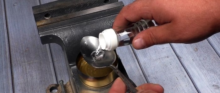 How to make powerful glue in minutes