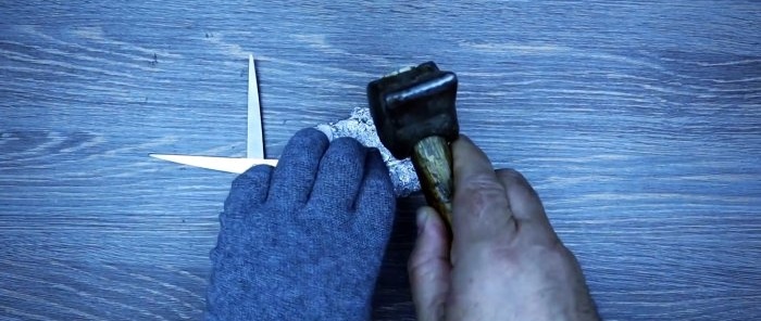 Comment restaurer un anneau de ciseaux en plastique par moulage à la maison