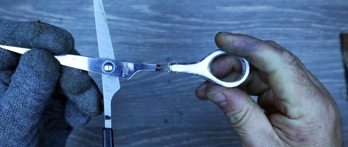 Jak obnovit plastový nůžkový kroužek litím doma