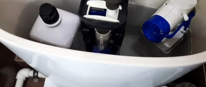 Cómo quitar la cal y el óxido de la cisterna de un inodoro en poco tiempo